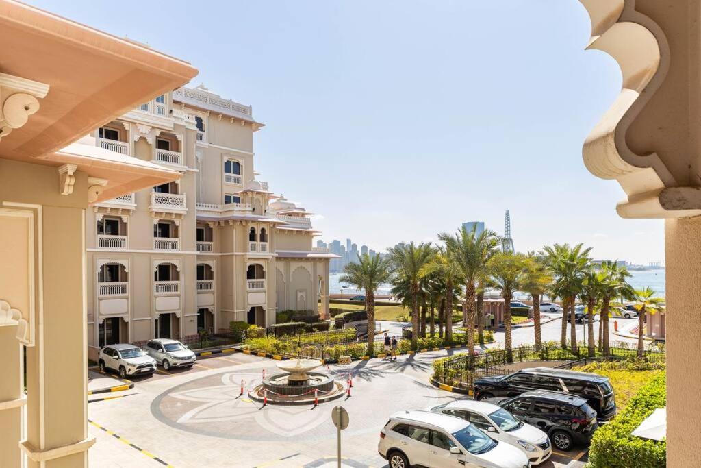 Luxury 1 Bedroom With A Private Beach Taj Granduer Residence At Palm ドバイ エクステリア 写真